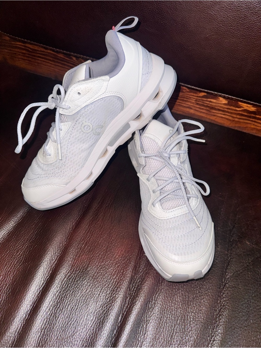 On Running Kids Sneakers in Light Gray and White - Picture 7 of 13